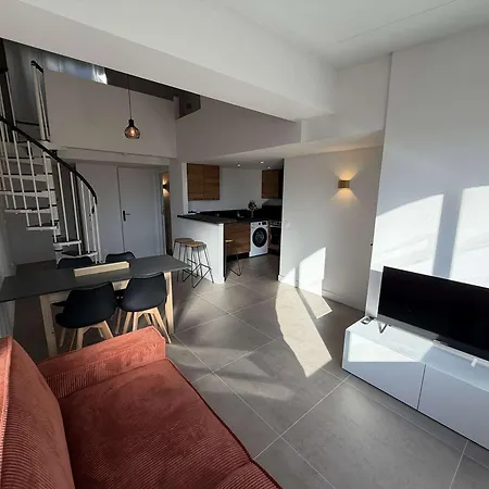 En Duplex, Climatisation, Centre - 4 Pers. - Fr-1-81-774 Leucate