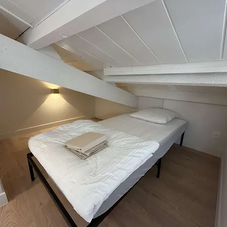 En Duplex, Climatisation, Centre - 4 Pers. - Fr-1-81-774 *
