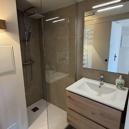 En Duplex, Climatisation, Centre - 4 Pers. - Fr-1-81-774 Apartman